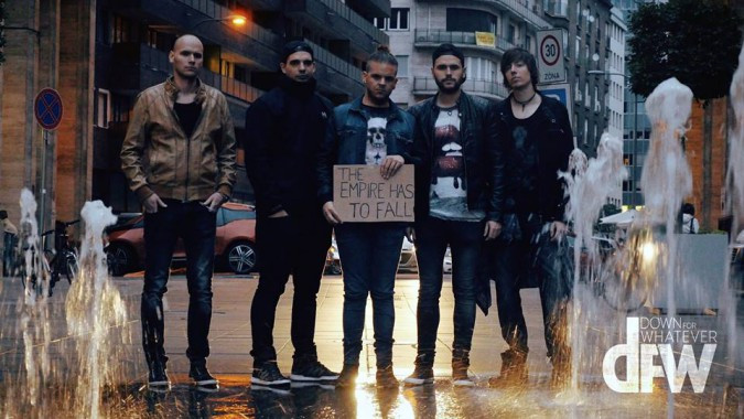 Modern metallal a tömegbutító médiabirodalom ellen - új Down For Whatever videóklip