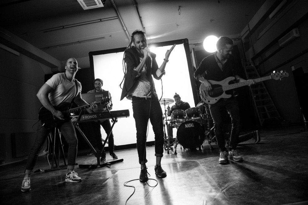 Világvevő - itt a Useme bemutatkozó albumának címadója!