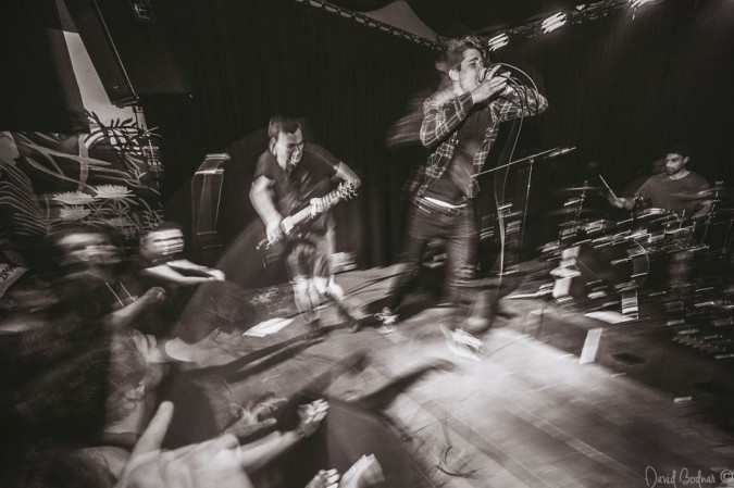 Dögös és mocskos fekete denevérek - megérkezett az új Stubborn-dal!