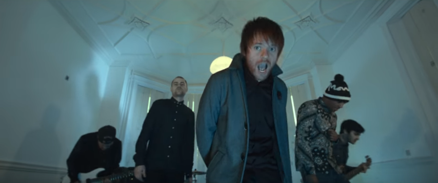 Az Enter Shikari énekesével erősít a Hacktivist legújabb klipje