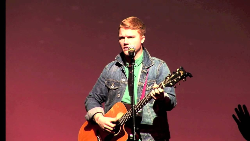 Szólólemezt ad ki Aaron Gillespie újragondolt Underoath- és The Almost-dalokkal