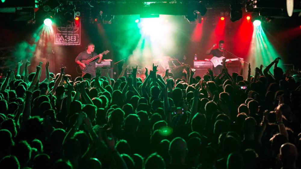 Hétnyolcadok hullámain - Animals As Leaders-koncertbeszámoló