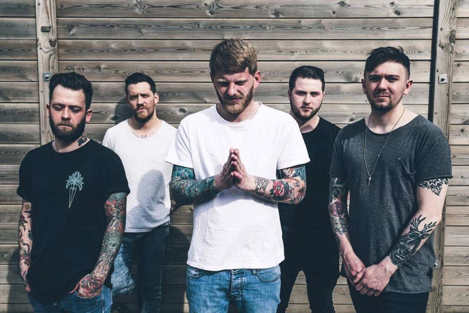 A Comeback Kid énekesével forgatott közös videót a Polar