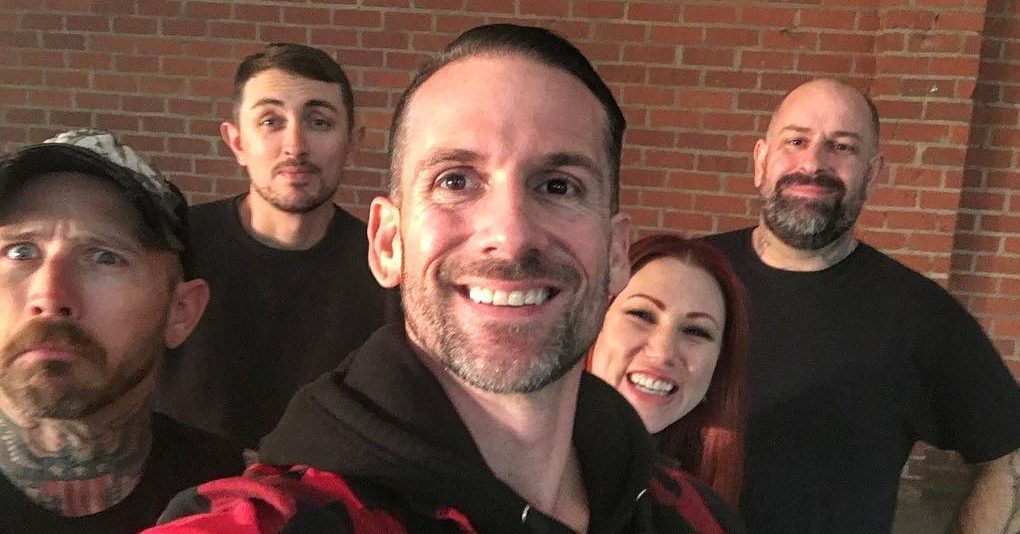 Úgy tűnik, a Bleeding Through újra összeállt