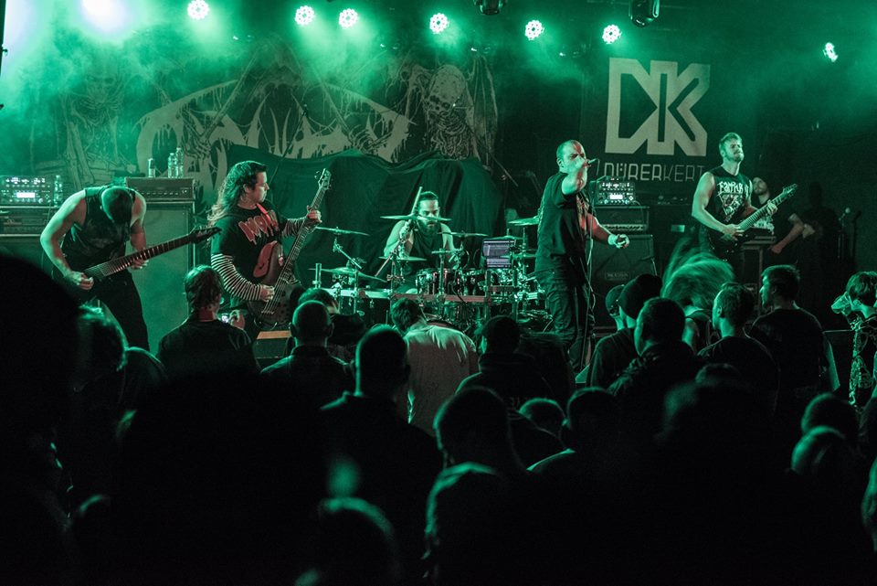 Új énekessel jön az Aversions Crown új lemeze