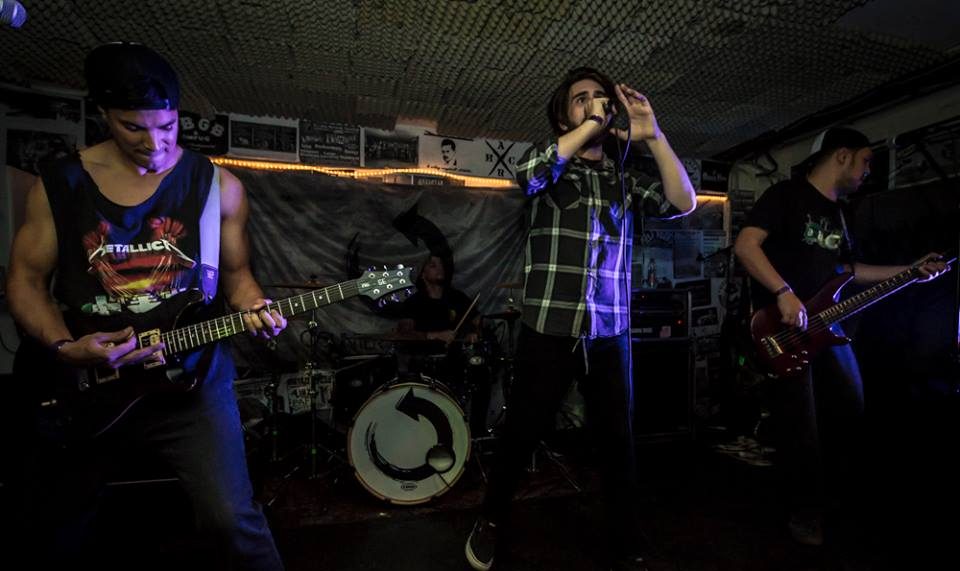 "A kritika, a gúny, a figyelemfelhívás mindig is a része volt a punkzenének" - Counter Clockwise-interjú