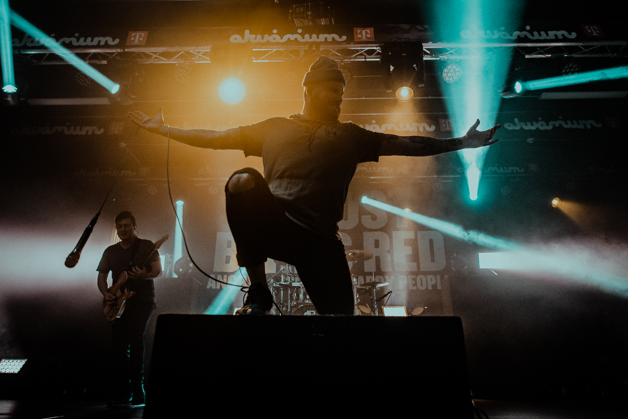 Dühös zene vidám embereknek: az August Burns Red az Akváriumban