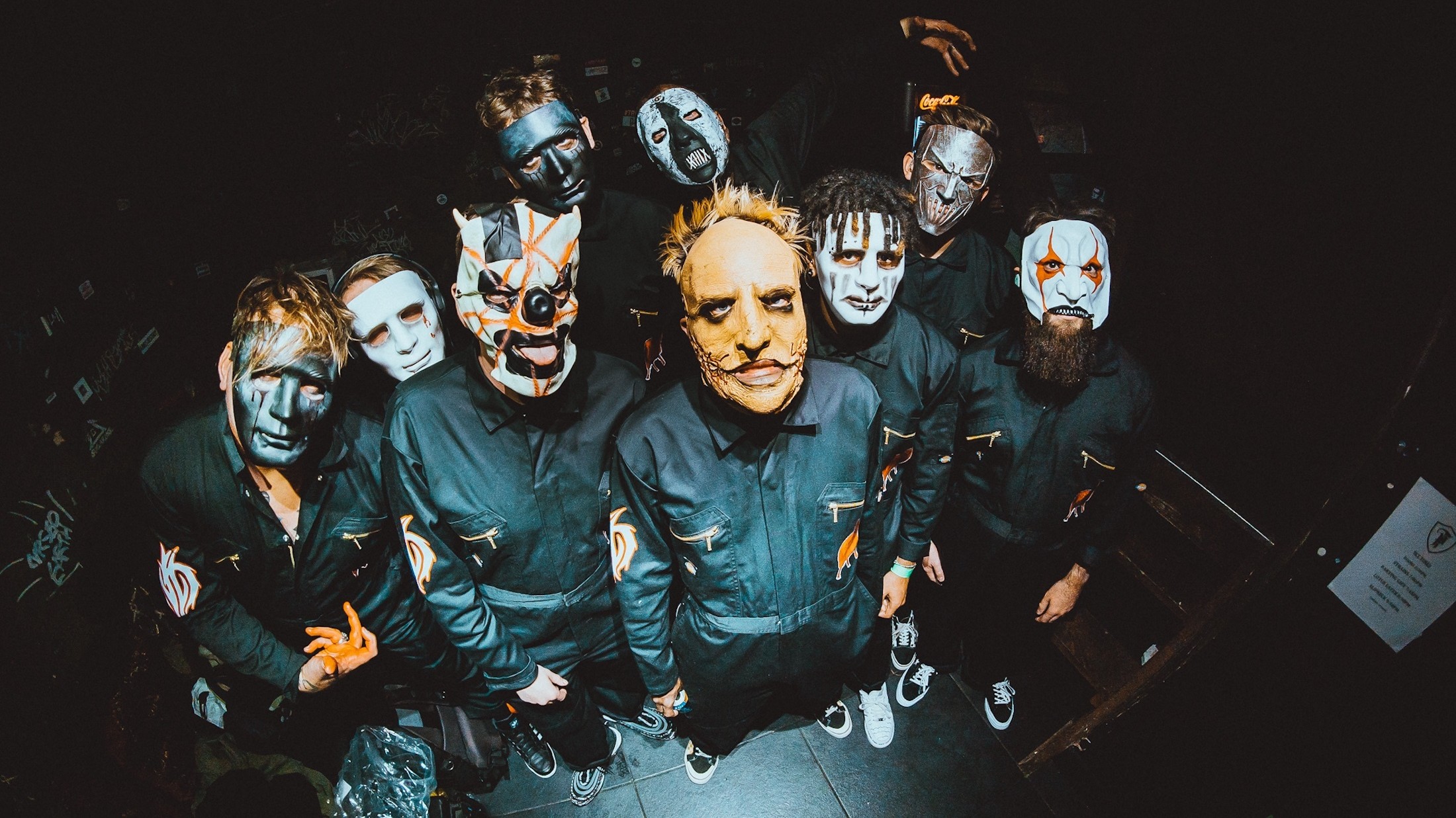 Slipknot-számokat játszott a Neck Deep Halloweenkor