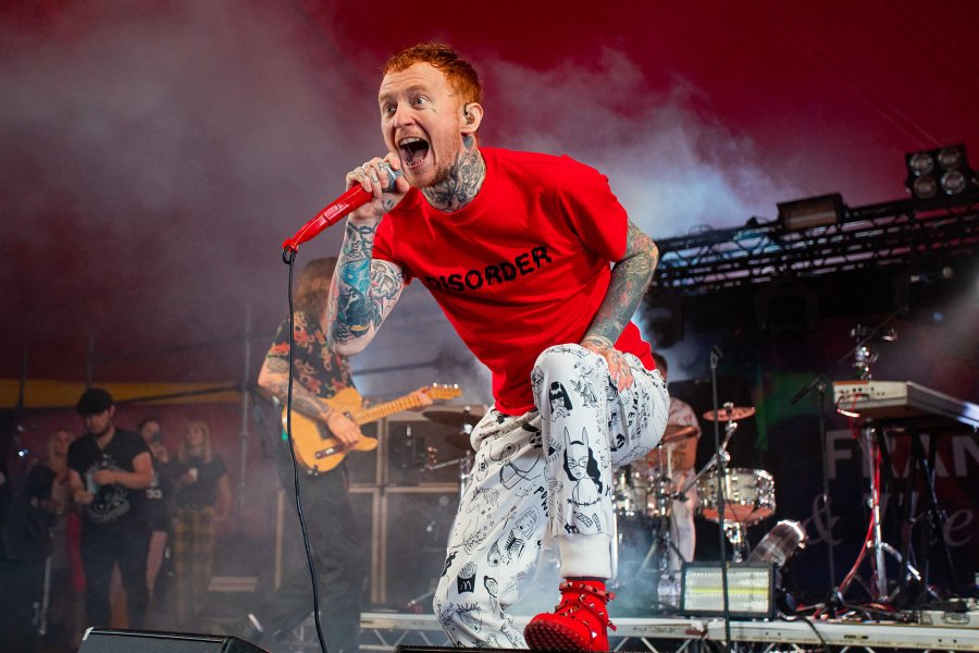 Saját bulit is ad Budapesten a Frank Carter & the Rattlesnakes