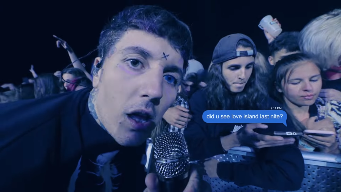 A BMTH klipet forgatott a S.H.I.T-hez