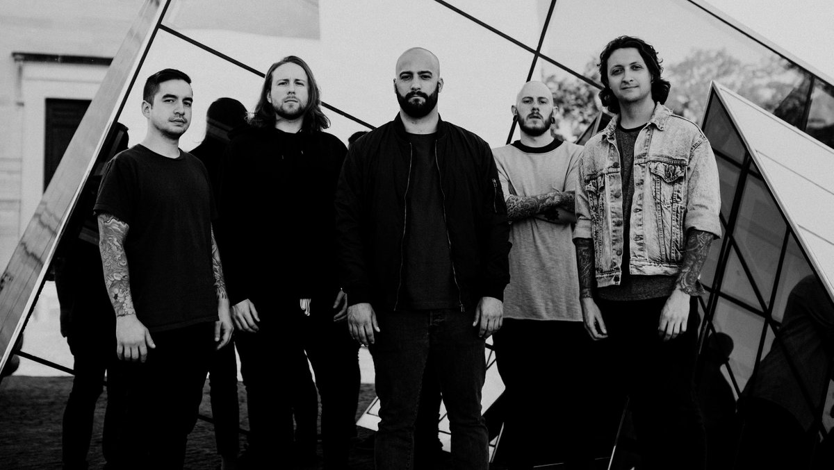 Az Erra djentet faragott a Queens of the Stone Age-ből