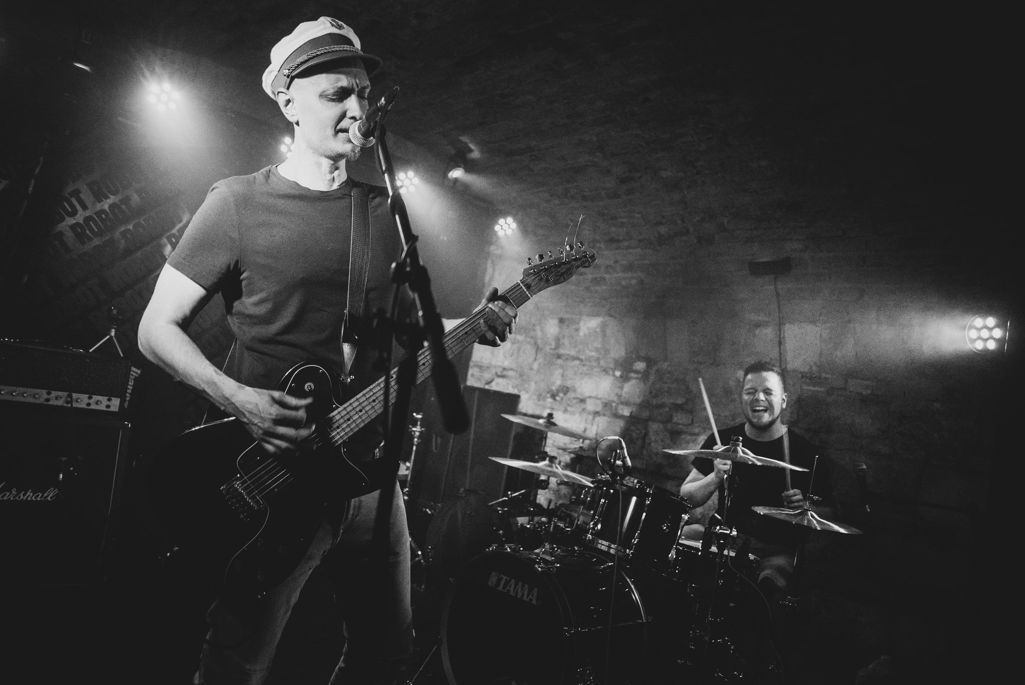 Egészen metál lett a Baron Mantis új klipes dala