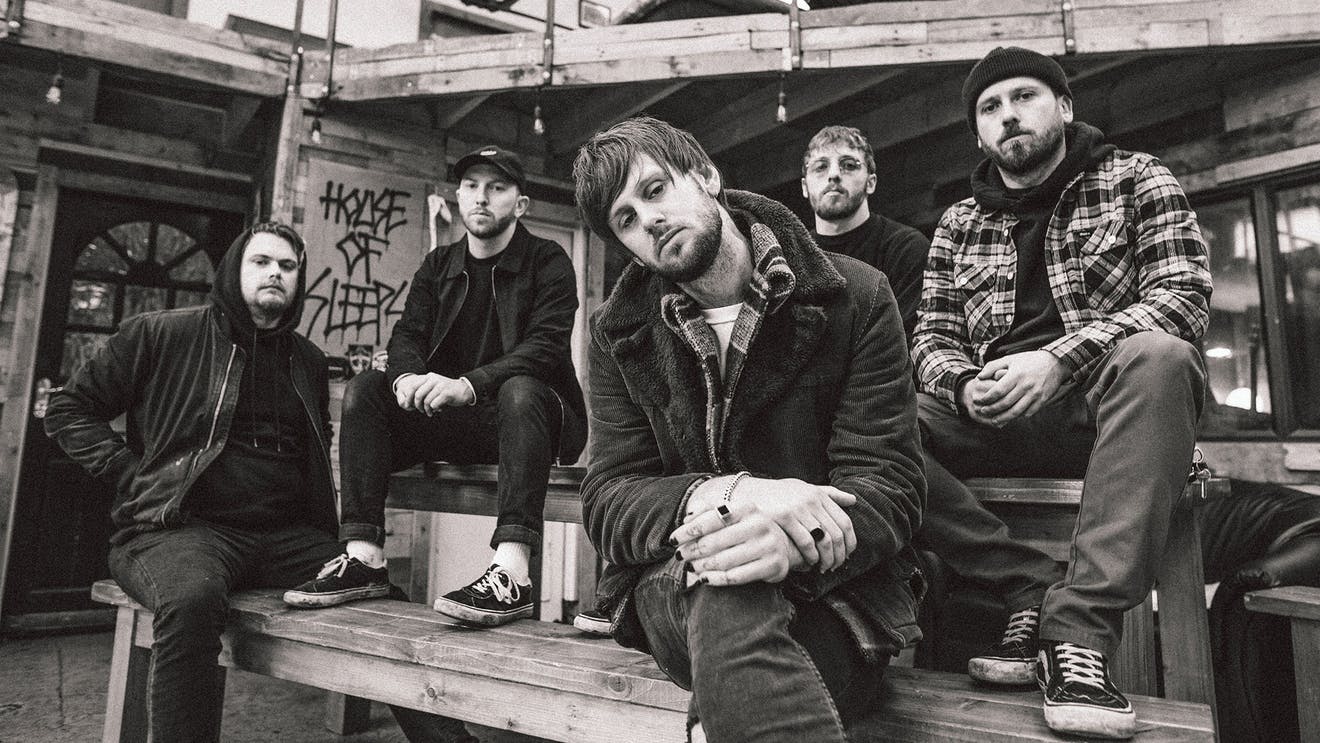 Fakers Plague: új szám a While She Sleepstől