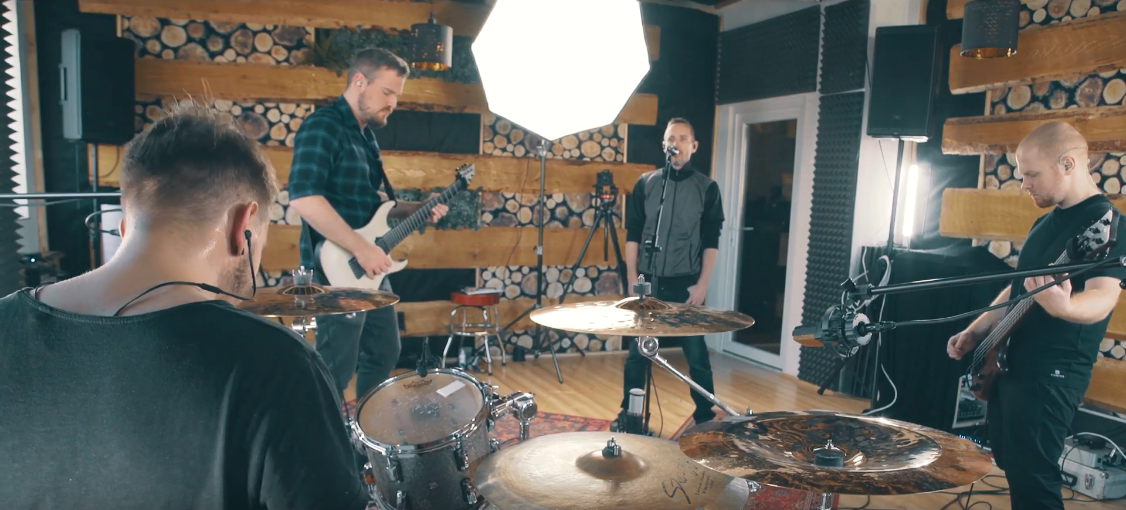 Háromszámos live session a Glasskeytől