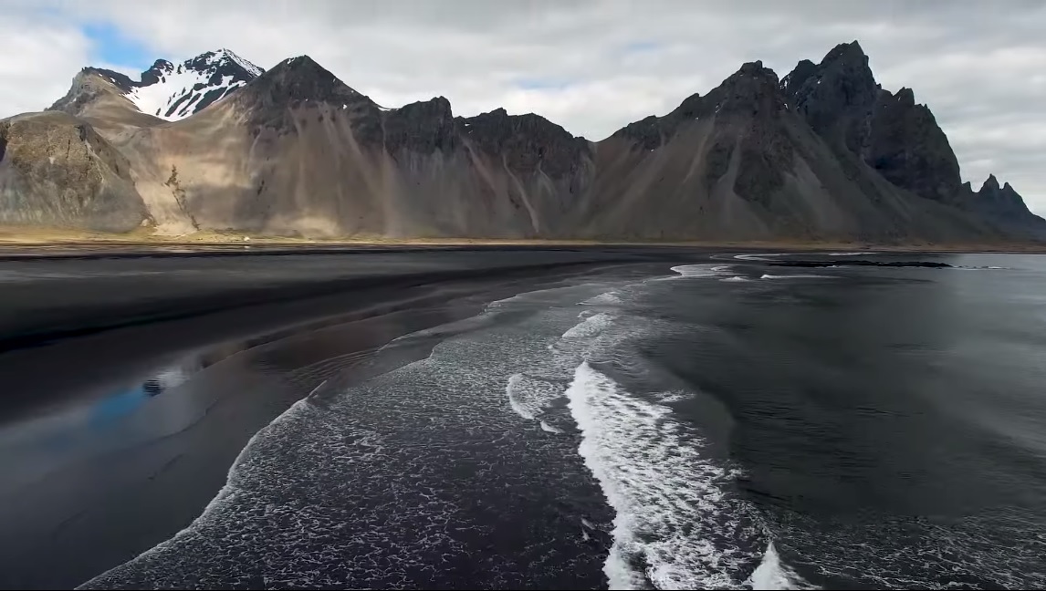 Dissenter: varázslatos új videó a Képzelt Várostól