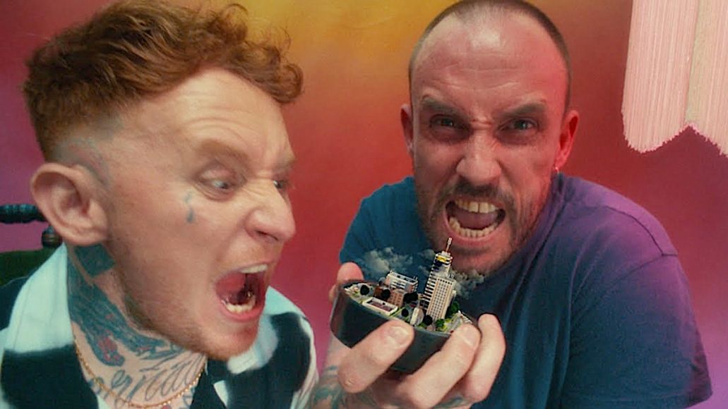 Új dalt adott ki a Frank Carter & The Rattlesnakes az Idles énekesével
