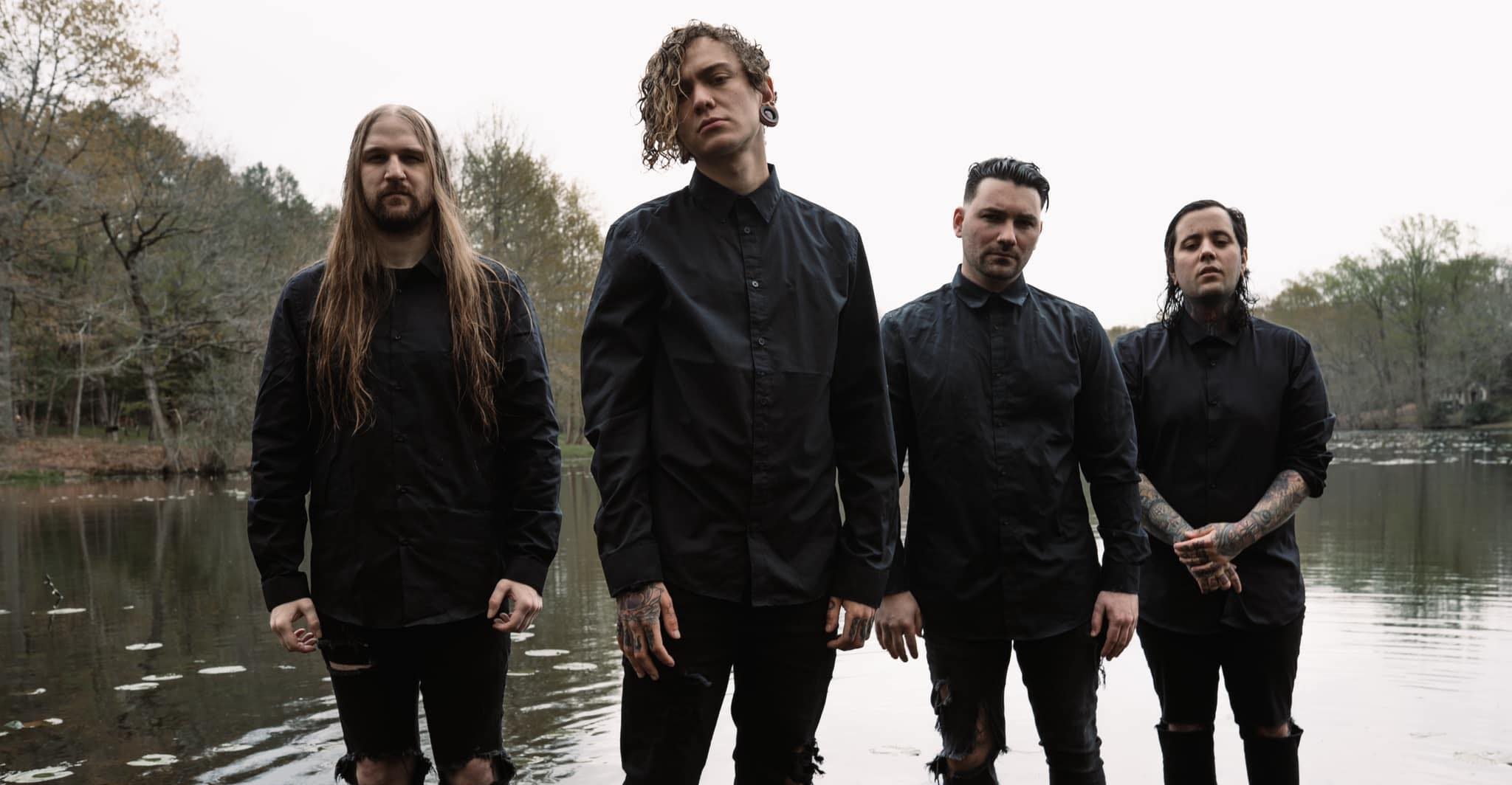 Disznóvágást rendez az új énekessel a Lorna Shore