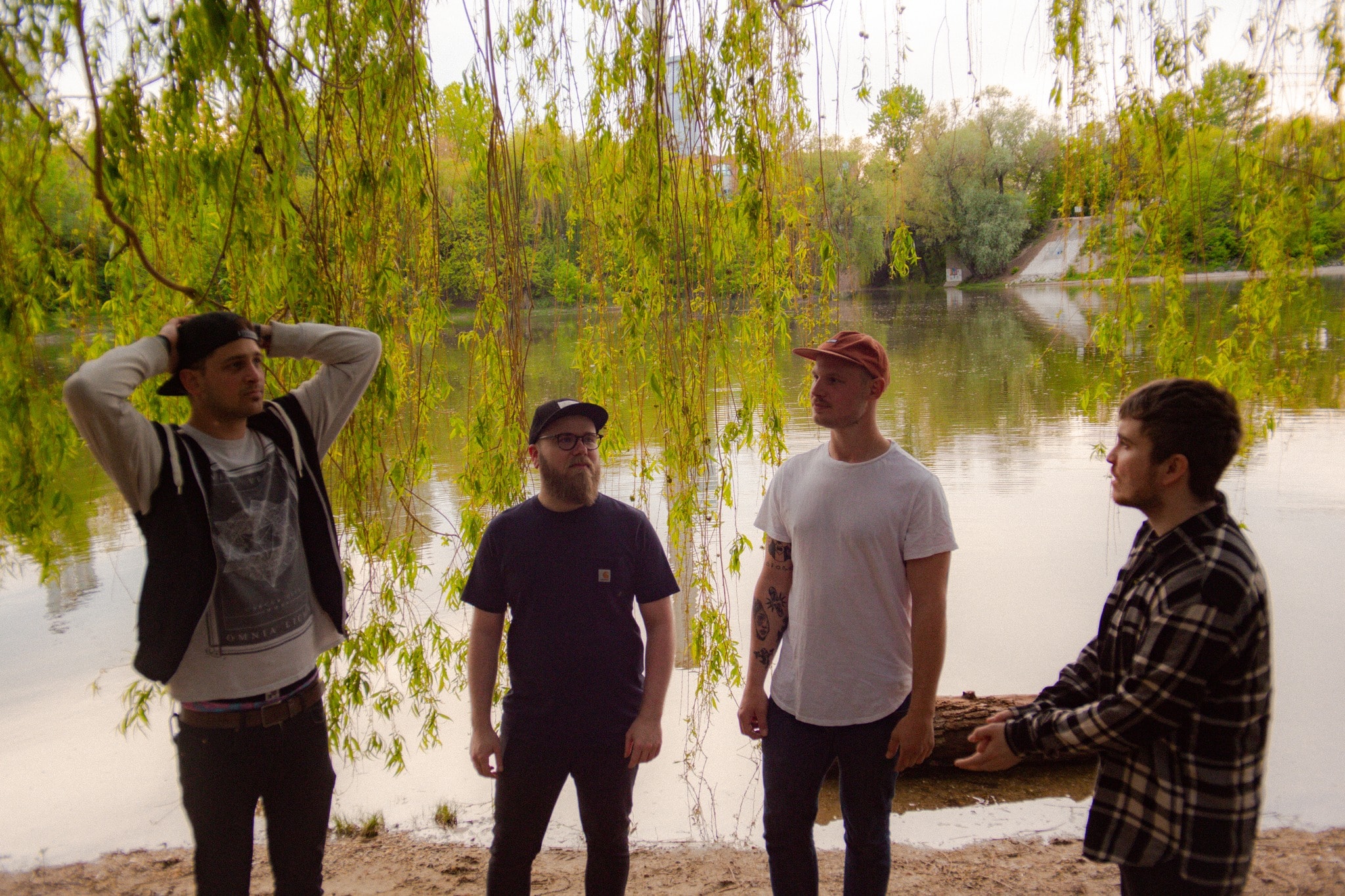 Friss dalt mutatott közelgő EP-jéről a fővárosi Sharin'