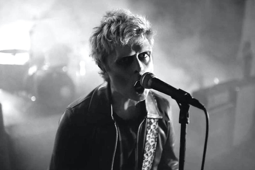 Senkinek nem kegyelmeznek az élőhalottak a Green Day új videójában