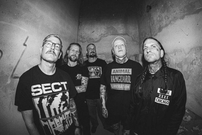 A német straight edge vegan metalcore zászlóshajója, a ClearXCut májusban beveszi Budapestet