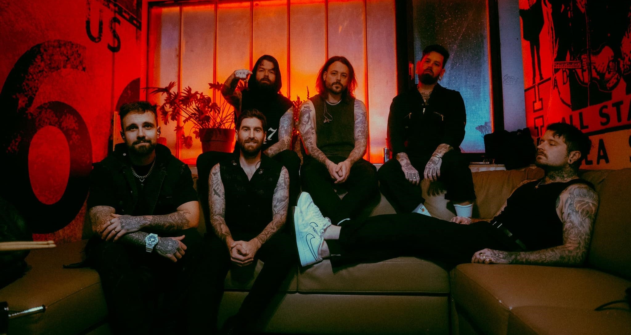 A Bury Tomorrow kidomborítja a legbrutálisabb oldalát