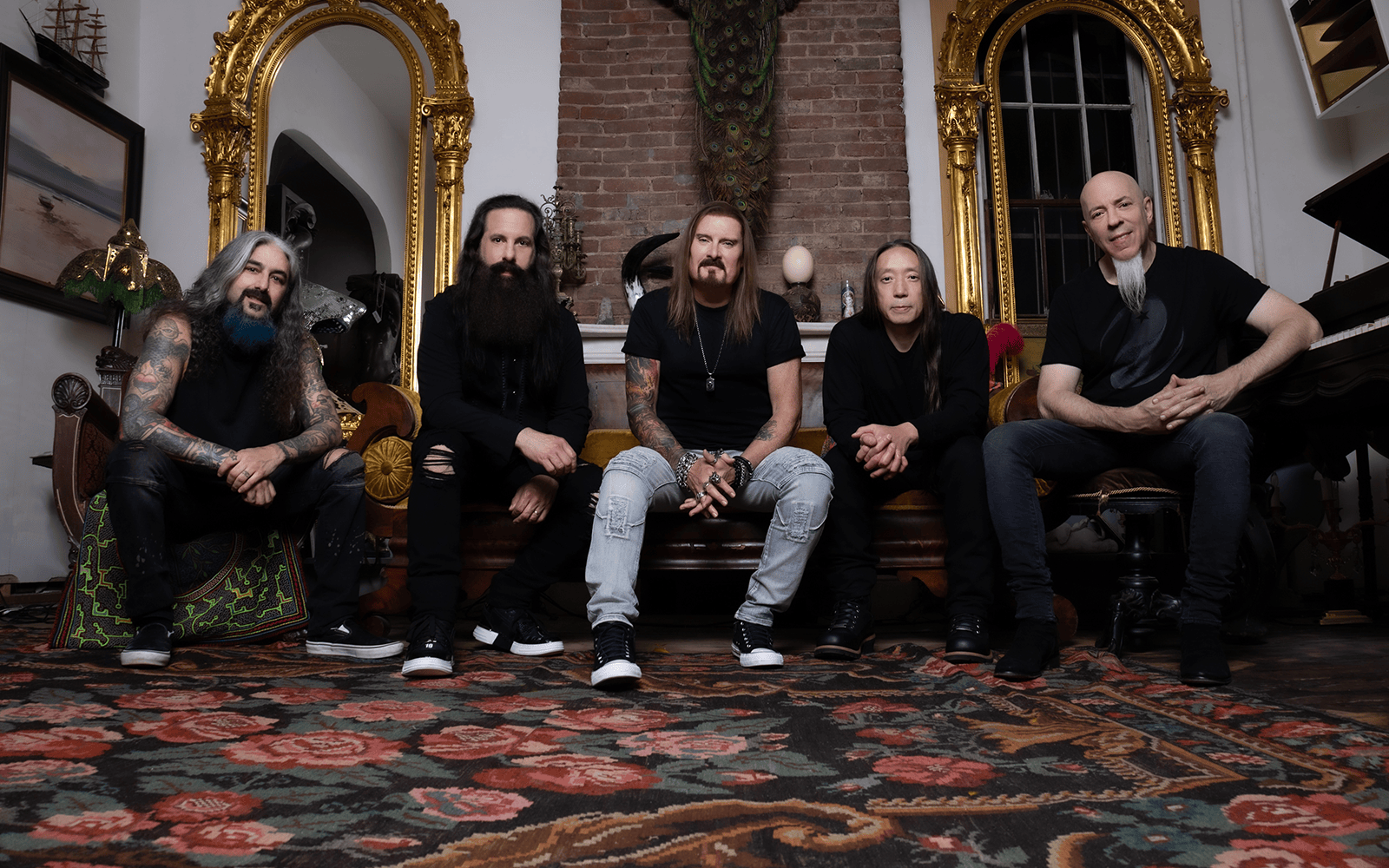 A Dream Theater kiadta az első új számát Mike Portnoyjal