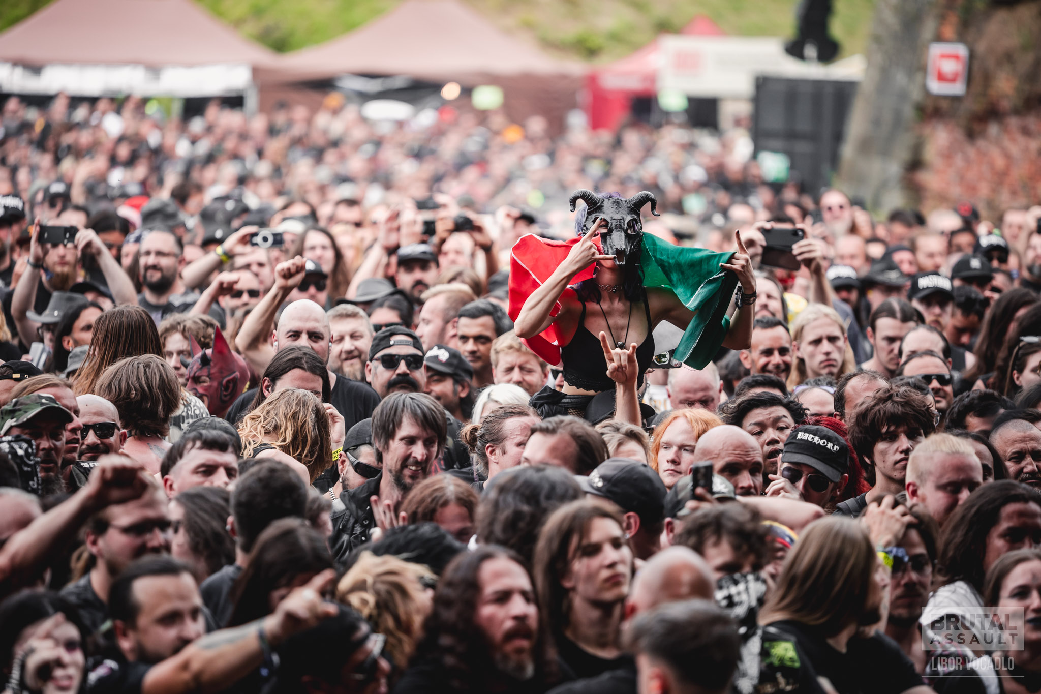 Nagyfesztivál-kisokos: 10 dolog, amit megtanultam életem első nagy európai metalünnepén
